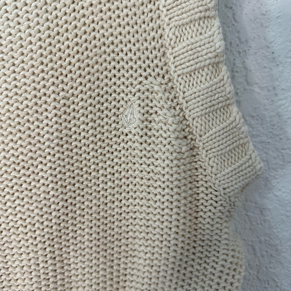 Volcom Knitted Sweater Dress🌟 - Picture 7 of 7